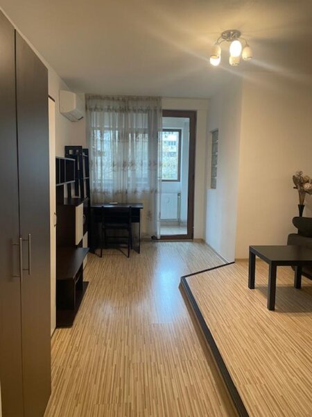 Drumul Taberei  - 2 minute metrou Favorit